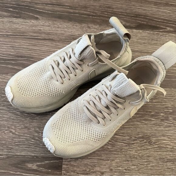 Rick Owens X Veja Mesh Lace-Up Sneakers - Picture 13 of 15